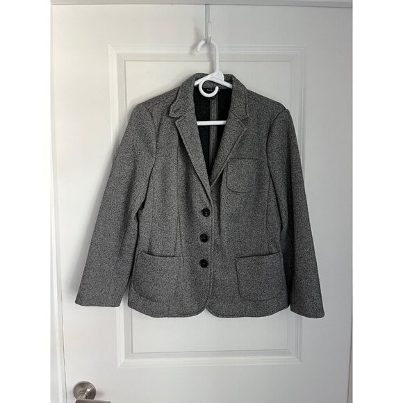 Blazer - Picture 1 of 2